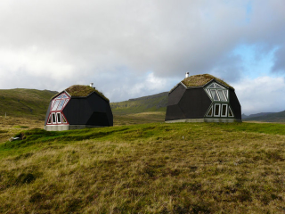 Illustration for article titled Dome Houses to Protect You from the Dark Future